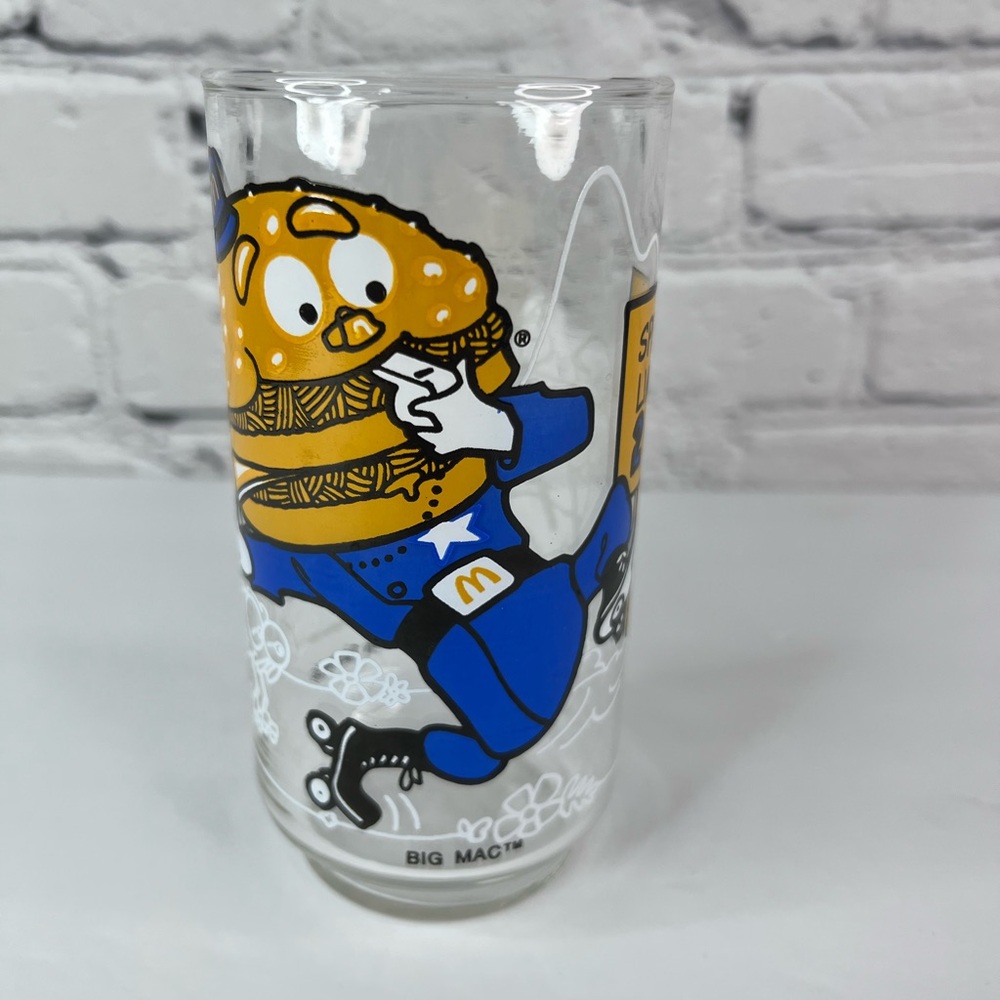Vintage 1977 McDonald's Action Series‎ "Big Mac" 5.5" Drinking Glass Tumbler